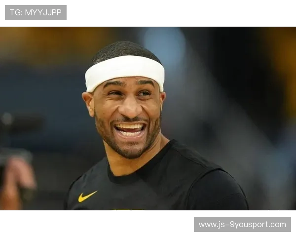 佩顿二世飞身封盖让全场目瞪口呆